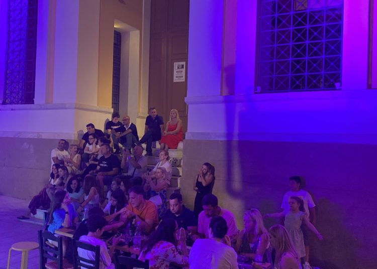 Ρετρό μουσικό ταξίδι στην Παλαιά Αγορά Πύργου