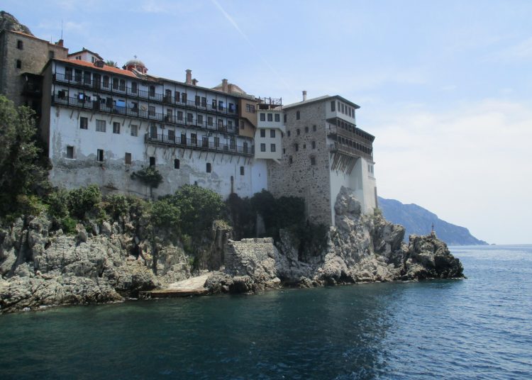 «Καζάνι που βράζει» το Άγιο Όρος-Ετοιμάζεται επέμβαση αστυνομίας-Δεν φεύγουν οι μοναχοί