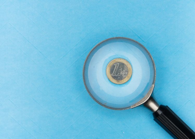 Άνιση η κατανομή πλούτου στην Ελλάδα-1,8 εκατομμύρια Έλληνες με χρέη