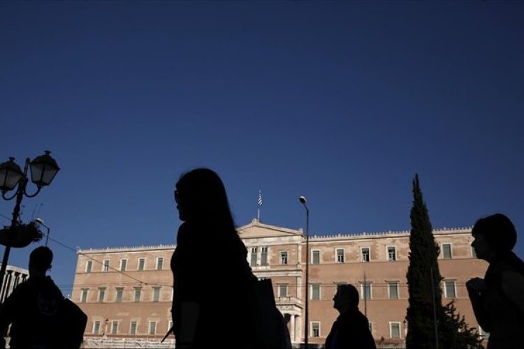 Θερίζει τον Έλληνα η ακρίβεια-Κόβουν τρόφιμα-Δεν πάνε διακοπές-Το 71% σε πλήρη αδυναμία