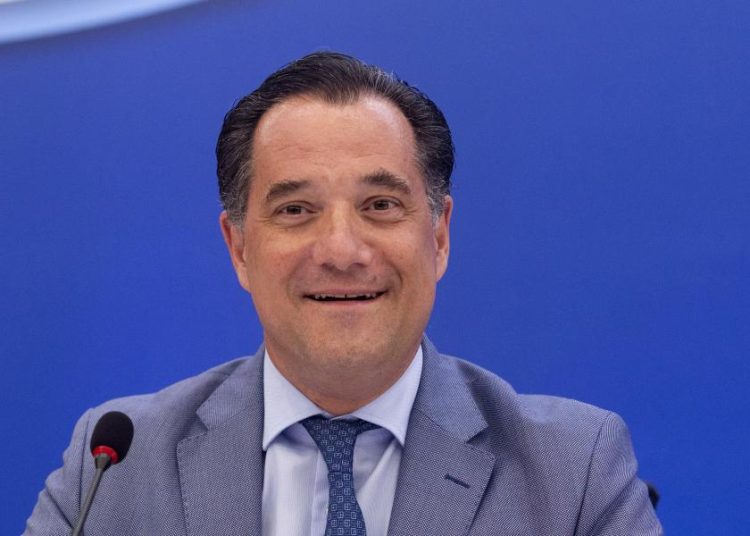 Συνταγογράφηση τέλος – Οργή γιατρών για τον Άδωνη Γεωργιάδη