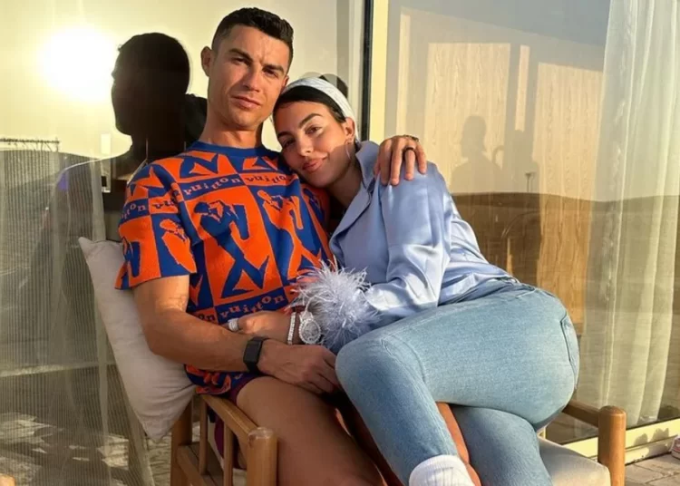 Το εξωπραγματικής χλιδής σπίτι που φτιάχνουν Ρονάλντο-Χεορχίνα κοντά στη Λισαβόνα -Με χρυσές βρύσες [εικόνες]