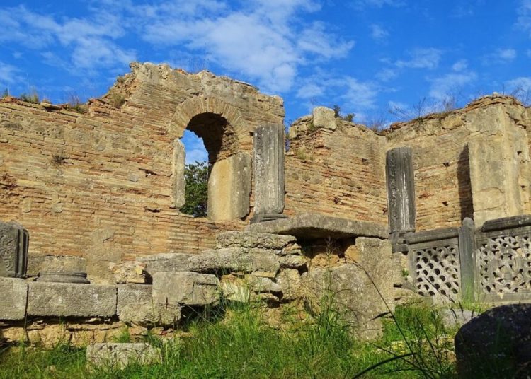 Αρχαία Ολυμπία: Αποκαθίστανται οι ρωμαϊκές θέρμες του Νέρωνα