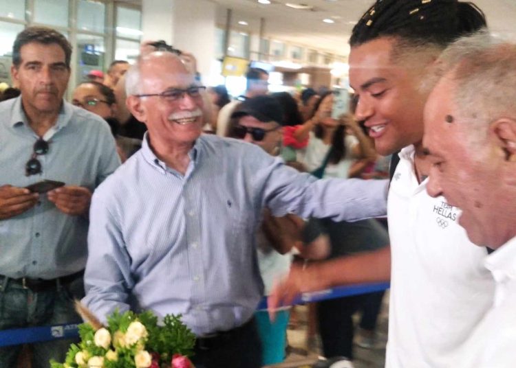 Ο Δήμαρχος Πύργου υποδέχθηκε τον Ηλείο Ολυμπιονίκη από το Παρίσι