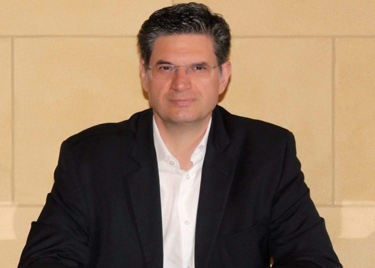 ΣΥΡΙΖΑ:  O Κασελάκης αντικατέστησε τον Διονύση Καλαματιανό από κοινοβουλευτικό εκπρόσωπο