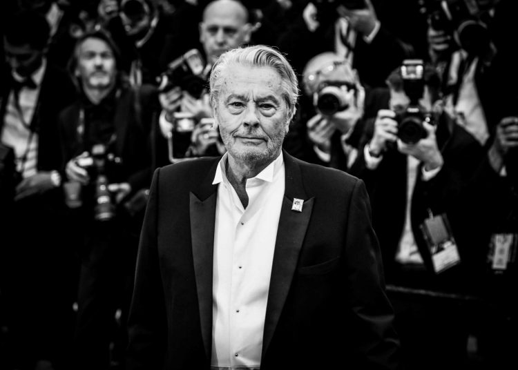 Οι 20+1 αξέχαστες ατάκες του Αλέν Ντελόν