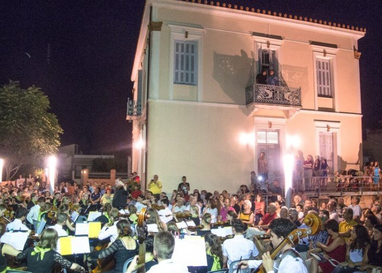 Παράλληλη εικαστική έκθεση 16 καλλιτεχνών το Σάββατο (3/8) στην Αμαλιάδα