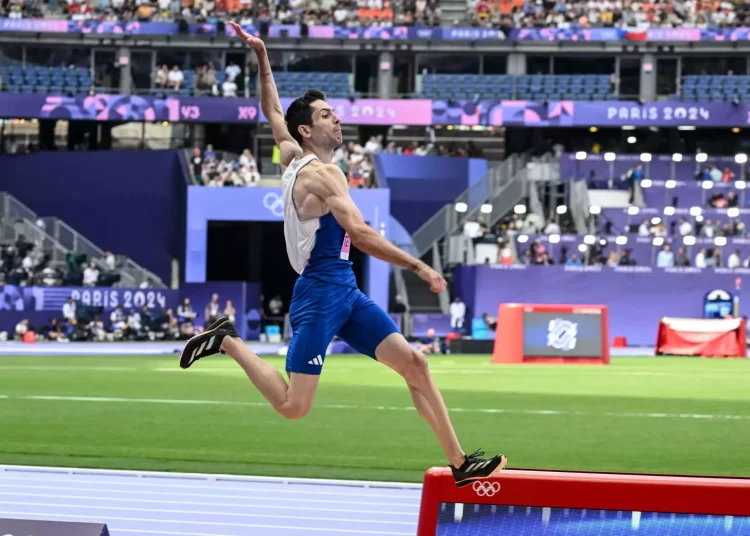 Ο Mίλτος Τεντόγλου με ένα άλμα στον τελικό του μήκους των Ολυμπιακών Αγώνων