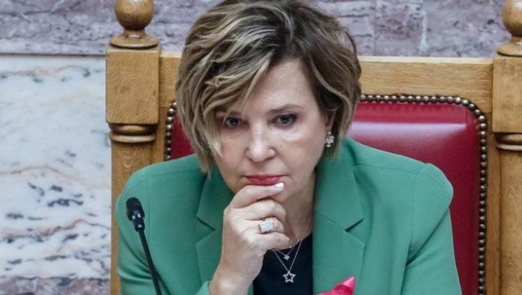 Η Όλγα Γεροβασίλη ζητά εκλογές για νέα ηγεσία στον ΣΥΡΙΖΑ από τη βάση