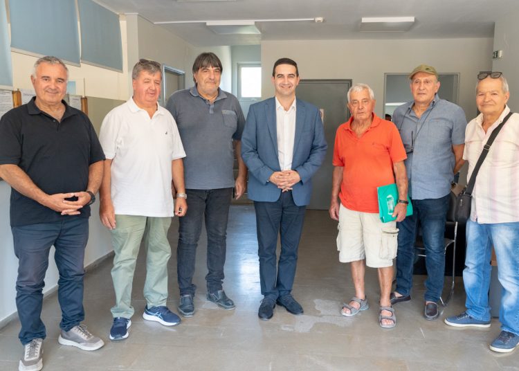 Περιοδεία στην Χίο για τον υποψήφιο πρόεδρο ΠΑΣΟΚ Μ. Κατρίνη