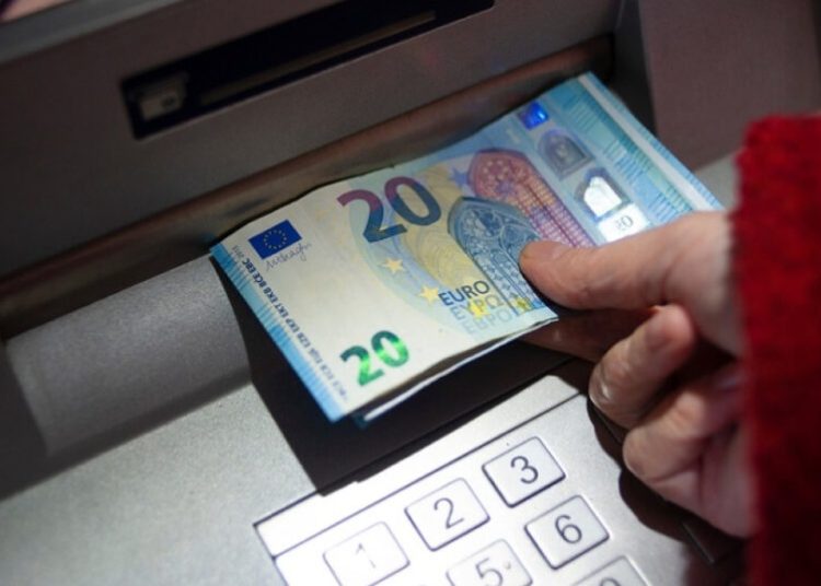 Οι οριστικές ημερομηνίες πληρωμής στις συντάξεις Σεπτεμβρίου (εντός Αυγούστου) των Ταμείων