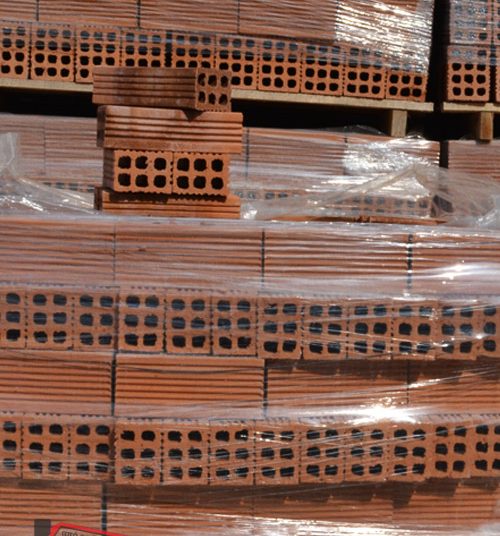 Πήραν «φωτιά» οι τιμές σε τούβλα και οικοδομικά υλικά