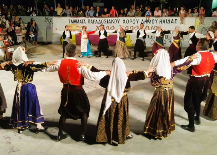 Ξεκινούν οι εγγραφές στα τμήματα παραδοσιακού χορού του Δήμου Ήλιδας