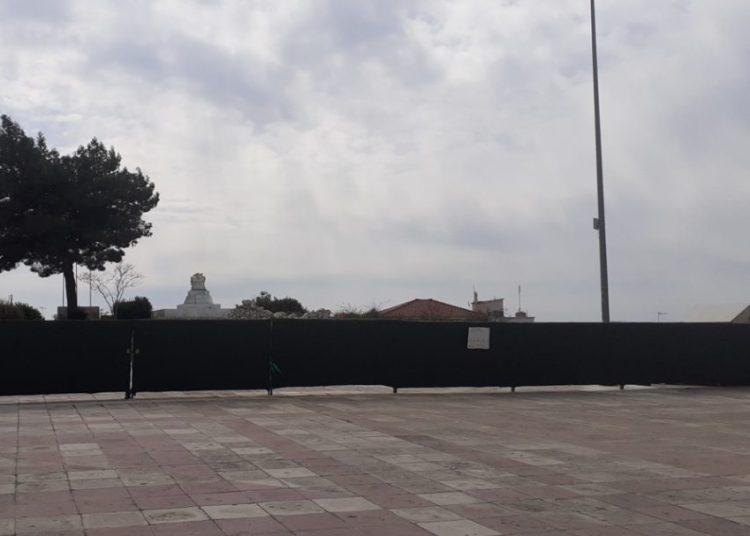 Πύργος: Ξεκινάει η αποκατάσταση του μνημείου Ηρώων στην πλατεία