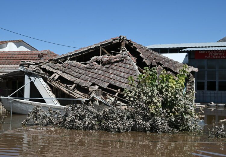 Υποχρεωτική ασφάλιση ακινήτων, επιχειρήσεων & αμαξιών από το 2025
