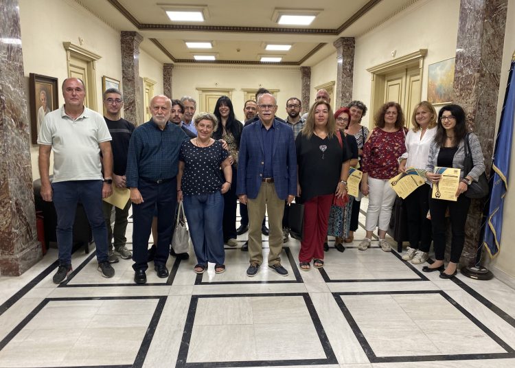 Δήμος Πύργου: Βράβευσε τους εθελοντές καθηγητές στο Κοινωνικό Φροντιστήριο