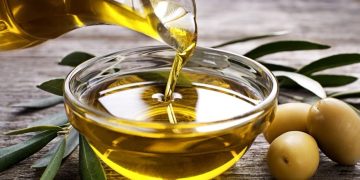 Ελαιόλαδο: Αυτή είναι η κρίσιμη ημερομηνία που θα καθορίσει την νέα τιμή – Ποιες είναι οι εκτιμήσεις για τα αποθέματα