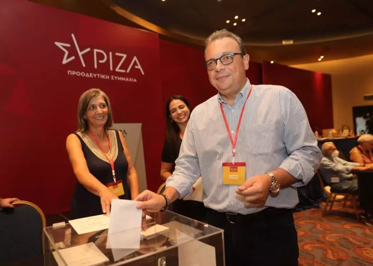 Ο Σωκράτης Φάμελλος ανακοίνωσε την υποψηφιότητά του για την προεδρία του ΣΥΡΙΖΑ