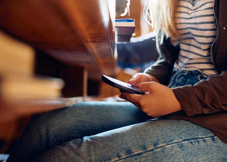 Σχολεία: Ποια θα είναι η τιμωρία για όσους έχουν κινητό