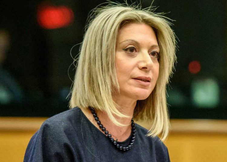 Μαρία Καρυστιανού: Καταγγέλλει τον αποκλεισμό της από την ΕΡΤ