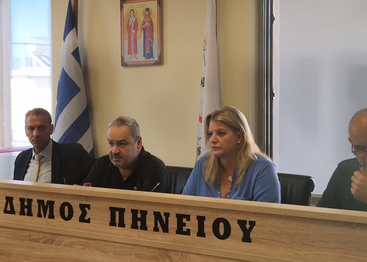 Ευρεία σύσκεψη στον Δήμο Πηνειού ενόψει της νέας σχολικής χρονιάς