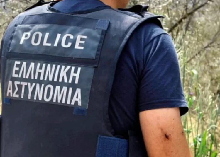 «Σας τα χαρίζουμε»: Οργή αστυνομικών για τα 50 λεπτά αύξηση