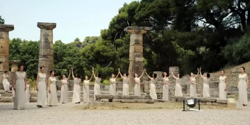 Η γεννέτειρα των Ολυμπιακών Αγώνων, ο λάτρης της Ολυμπίας Πιερ ντε Κουμπερτέν, ο Σπ. Καπράλος, οι “Αθάνατοι” και το χλιδάτο Costa Navarino