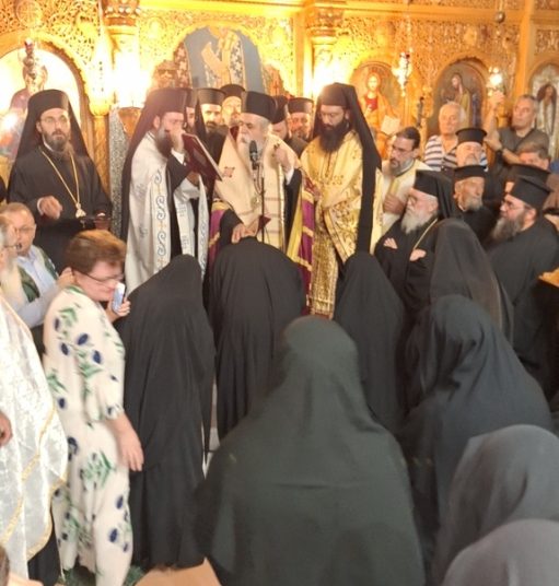 ΗΛΕΙΑ: Ενθρονίστηκε νέα Ηγουμένη στην Ιερά Μονή Φραγκαπηδήματος (φωτο)