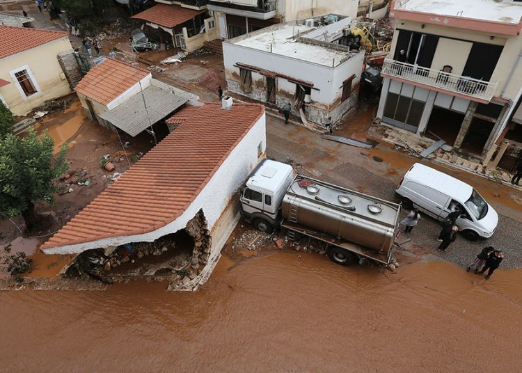 Φονικές πλημμύρες στη Μάνδρα: Τρεις κρίθηκαν ένοχοι – Όλοι αθώοι για ανθρωποκτονία από αμέλεια