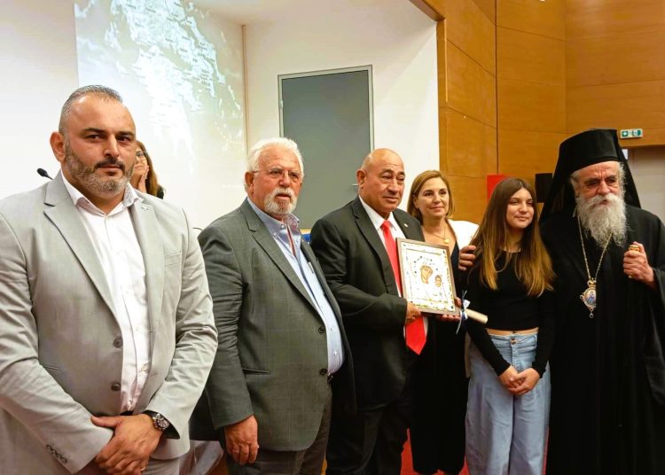 Δήμος Ήλιδας: Ανακήρυξε επίτιμο δημότη τον Αν. Θεοδοσίου πρόεδρο των ασυνόδευτων παιδιών Κύπρου το 1974