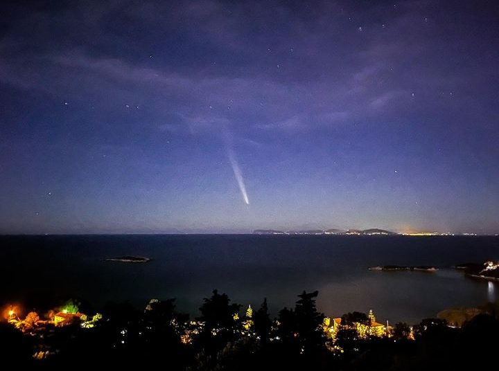 Ηλεία: Εντυπωσιακές εικόνες από το πέρασμα του αρχαίου κομήτη