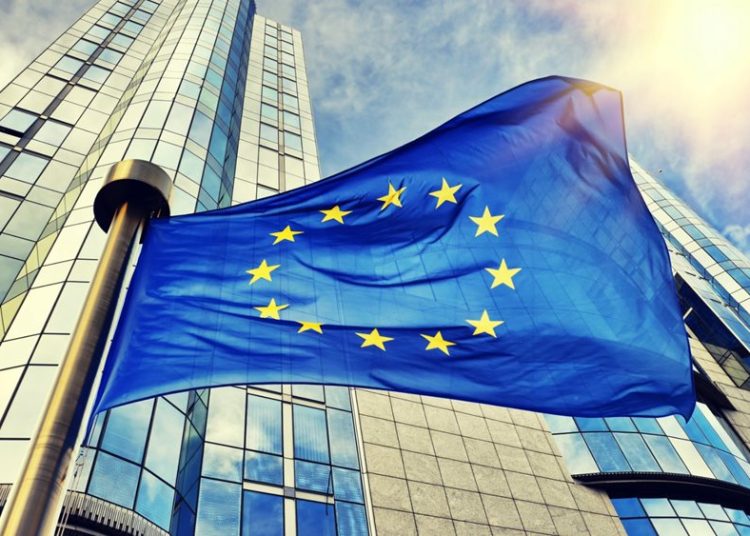 Πως το αποτέλεσμα των αμερικανικών εκλογών θα επηρεάσει την Ευρωπαϊκή Ένωση