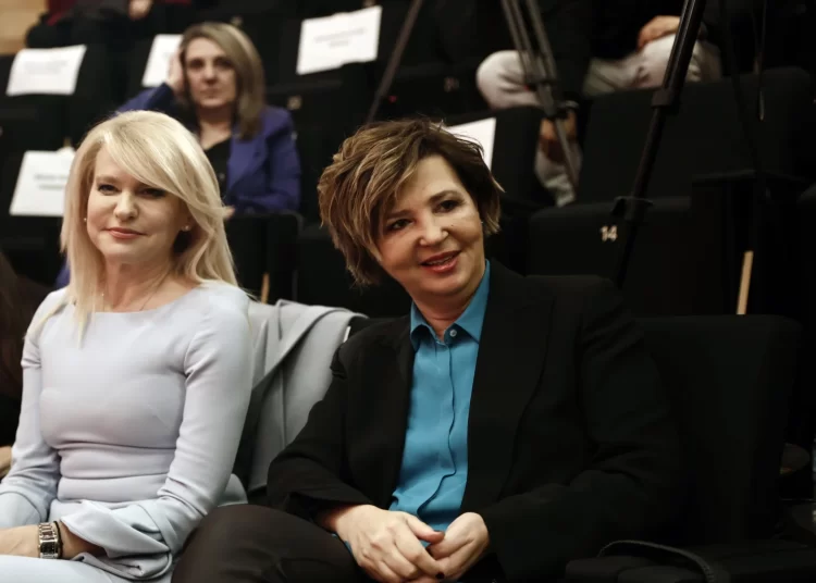 Εκρηκτικό κλίμα στον ΣΥΡΙΖΑ: Η Γεροβασίλη ζήτησε διαγραφή Κασσελάκη και η Τζάκρη παραίτηση Σβίγκου – Οι διάλογοι