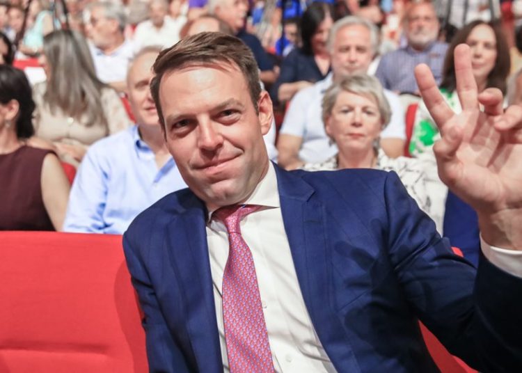 Αντίστροφη μέτρηση για τη νέα διάσπαση του ΣΥΡΙΖΑ