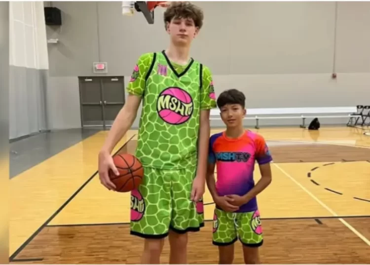 Ζερεμί Γκοϊέ: Το θαύμα της φύσης από τον Καναδά είναι 13 ετών, έχει ύψος 2.21μ. και ετοιμάζεται για το NBA