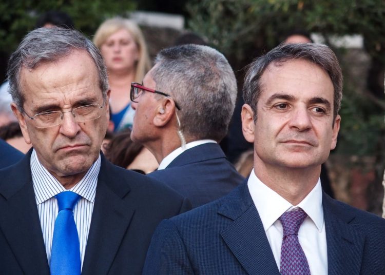 Προς έκτακτες πολιτικές εξελίξεις οδηγεί η «κόντρα κορυφής» Μητσοτάκη-Σαμαρά