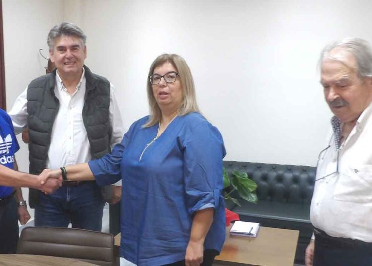 Δ. Ανδρίτσαινας-Κρεστένων: Τοποθετήθηκε η διορισθείσα υπάλληλος Γεωργία Σκούρα και ορκίστηκε ενώπιον του Δημάρχου