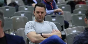 ΣΥΡΙΖΑ ΥΠΟ ΔΙΑΛΥΣΗ: Σκληρό ροκ για το «σχέδιο διάλυσης» Κασσελάκη-Τα 3 σενάρια για το Συνέδριο και το πειθαρχικό