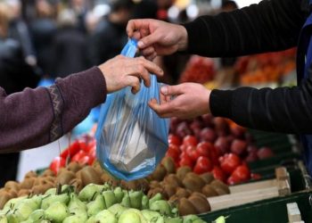 Ακρίβεια: Τα αγροτικά προϊόντα είναι φθηνά στον παραγωγό αλλά … “χρυσάφι” στο ράφι