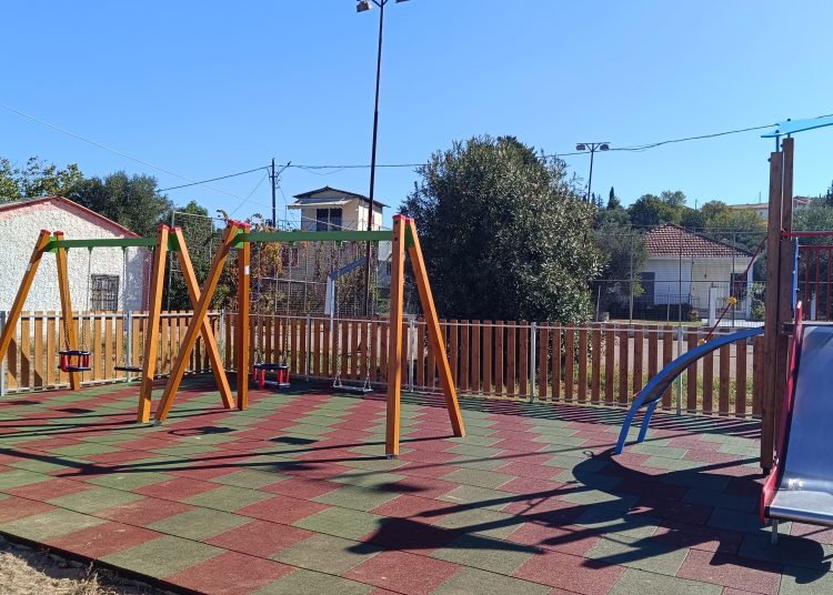 Δήμος Ολυμπίας: Έτοιμη η νέα παιδική χαρά στο Φλόκα
