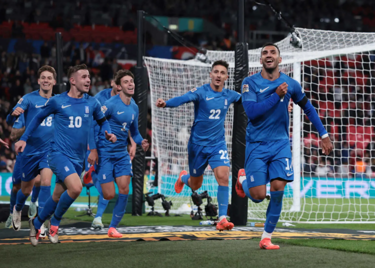 Εθνική Ελλάδας: Ιστορικός θρίαμβος στην Αγγλία με τρομερή εμφάνιση (1-2)