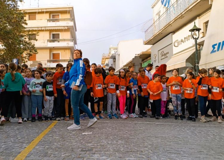 Αμαλιάδα: Με μεγάλη συμμετοχή ο «Λαϊκός Αγώνας Δρόμου» για την 51η επέτειο του Πολυτεχνείου