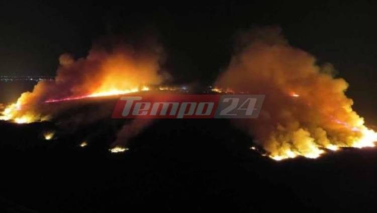 Στροφυλιά: Ολονύχτια μάχη με την φωτιά-Δεν έχει σβήσει ακόμα-Πετάνε αεροσκάφη