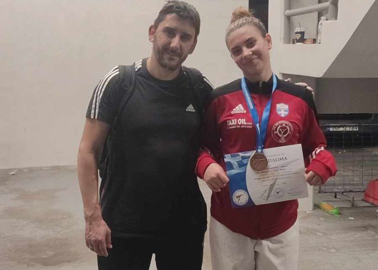 ΤΕΚΒΟΝΤΟ ΠΥΡΓΟΥ ΠΕΛΟΨ: Χάλκινο στο πανελλήνιο η Παπανδρινοπούλου Αμαλία