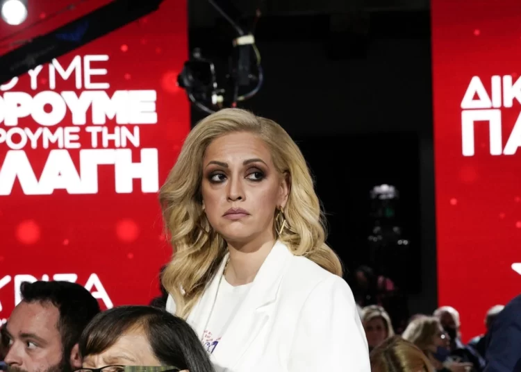 ΣΥΡΙΖΑ ΥΠΟ ΔΙΑΛΥΣΗ: Ανεξαρτητοποιείται και η βουλευτής Ραλλία Χρηστίδου