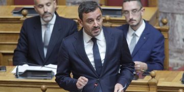 Α. Νικολακόπουλος: Άμεση αποστολή εξοπλισμού σε 27 σχολεία της Ηλείας