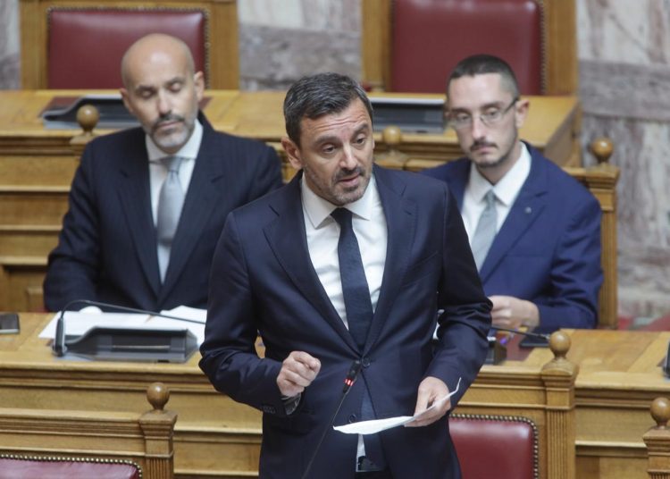 Α. Νικολακόπουλος: Άμεση αποστολή εξοπλισμού σε 27 σχολεία της Ηλείας