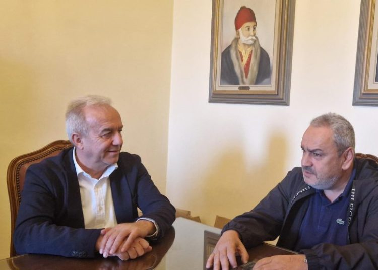 Συνάντηση Κ. Λεβέντη με τον Δήμαρχο Πηνειού Α. Καστρινό
