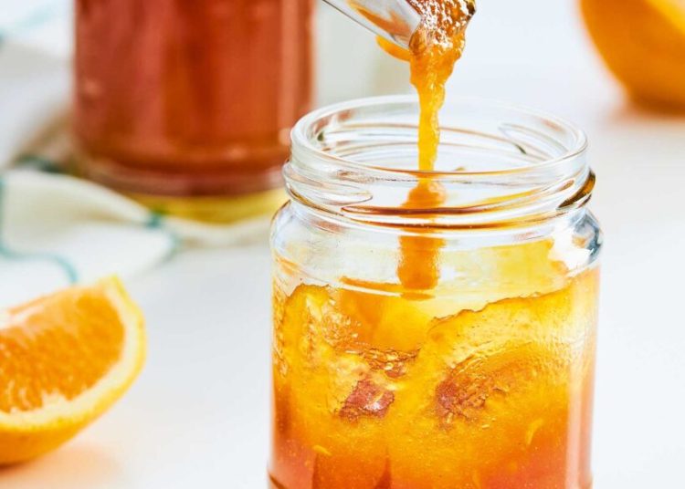 Σπιτική μαρμελάδα πορτοκάλι με λουίζα