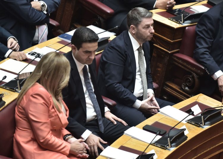 ΠΑΣΟΚ: Τι σχεδιάζει αφού έγινε Αξιωματική Αντιπολίτευση